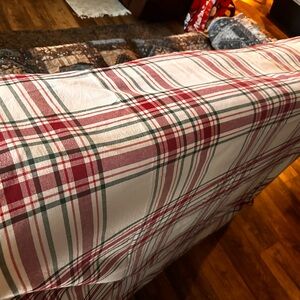 Plaid Tablecloth in Red and Green